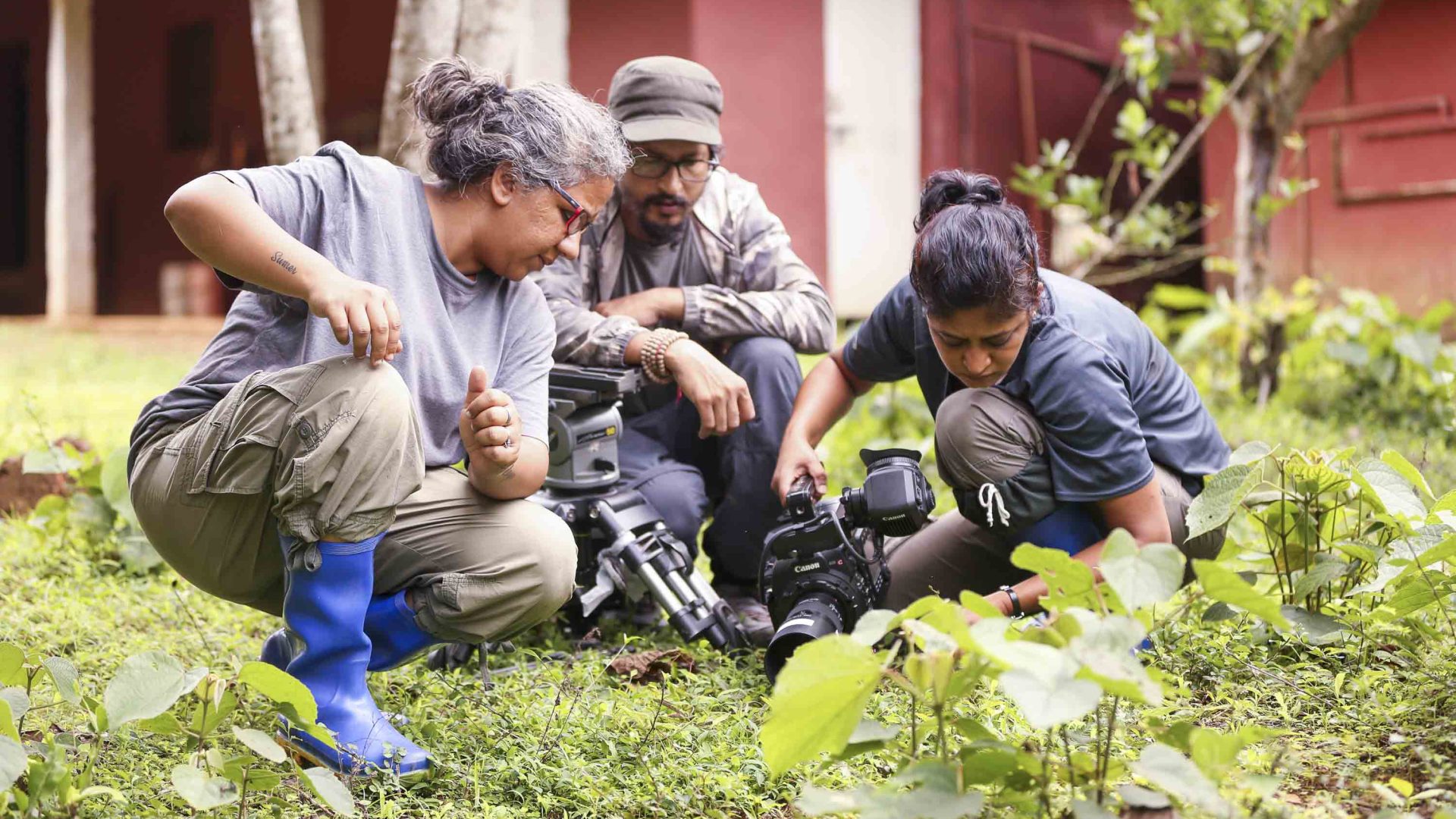 Geologists to marine biologists: It’s time to celebrate the #WomenOfTheWild